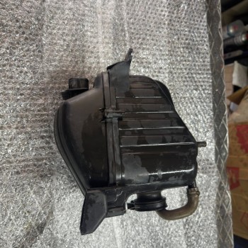 HONDA CBR 125 HAVA FİLTRE KUTUSU KOMPLE  CIKMA ÜRÜN