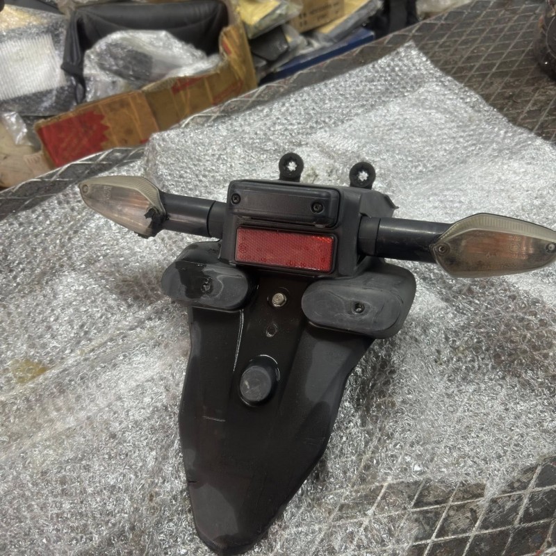 HONDA CBR 125 ARKA CAMURLUK CIKMA ÜRÜN, Çıkma Parça %f