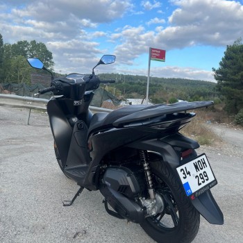HONDA SH 125 SIFIRDAN FARKSIZ ACİL HONDA SH 125 SIFIRDAN FARKSIZ ACİL