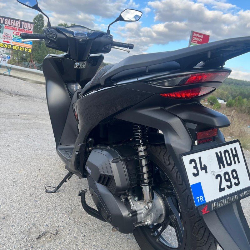 HONDA SH 125 SIFIRDAN FARKSIZ ACİL HONDA SH 125 SIFIRDAN FARKSIZ ACİL