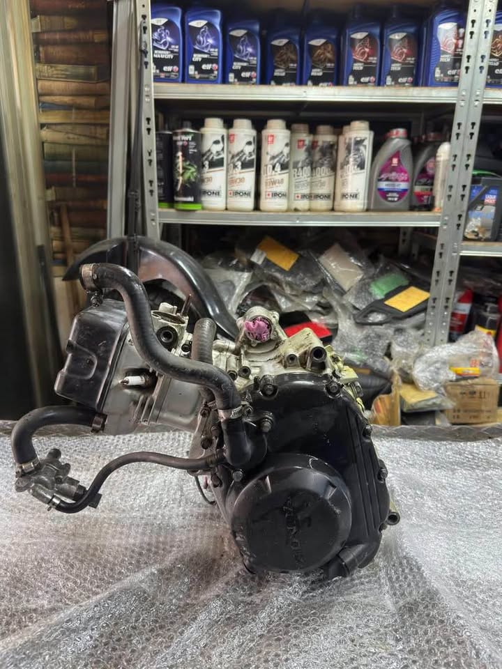 Cbr 125 2018 komple  motor
