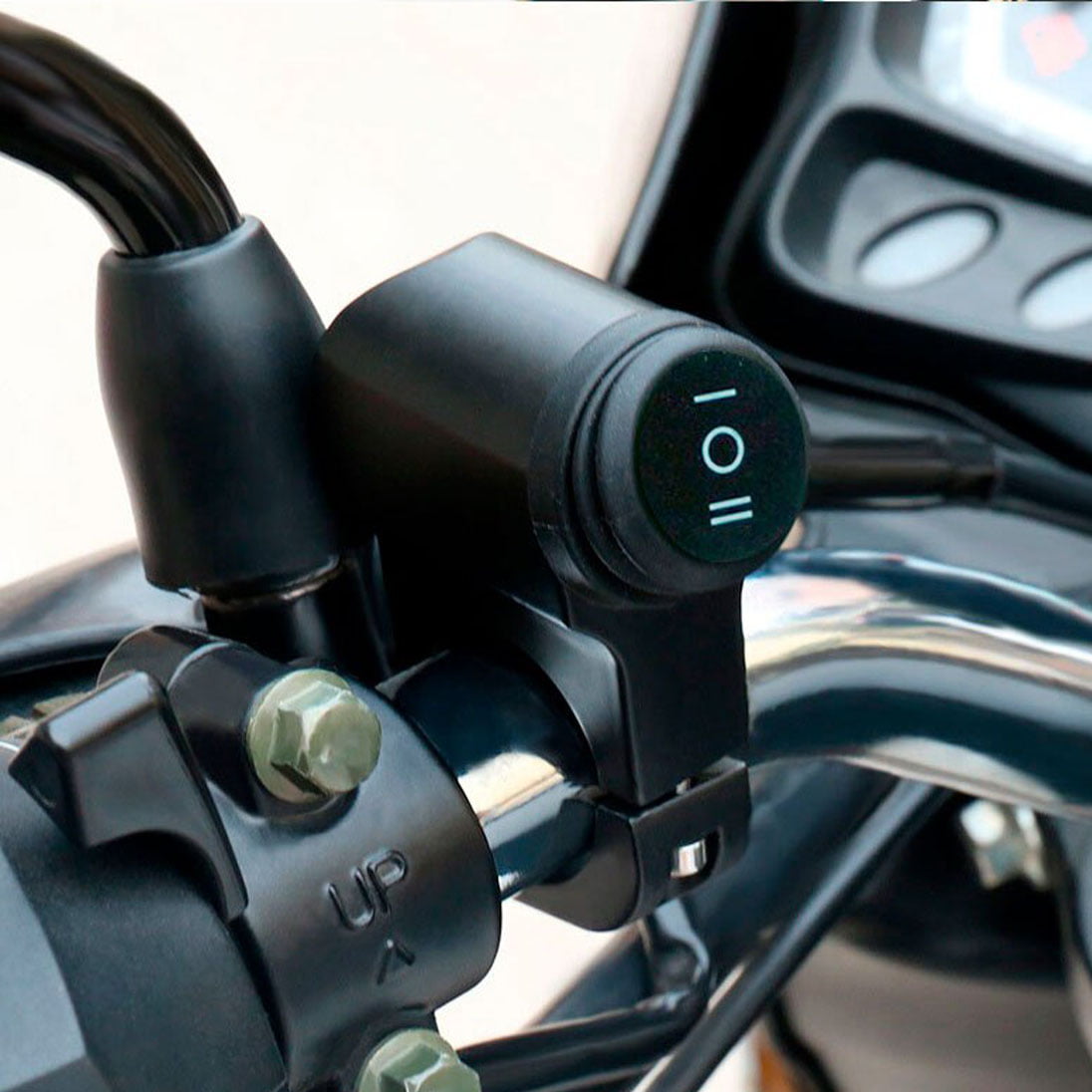 KNMASTER Knmaster B410 Gidon Bağlantılı Çift Fonksiyonlu Motosiklet Aç Kapa Butonu