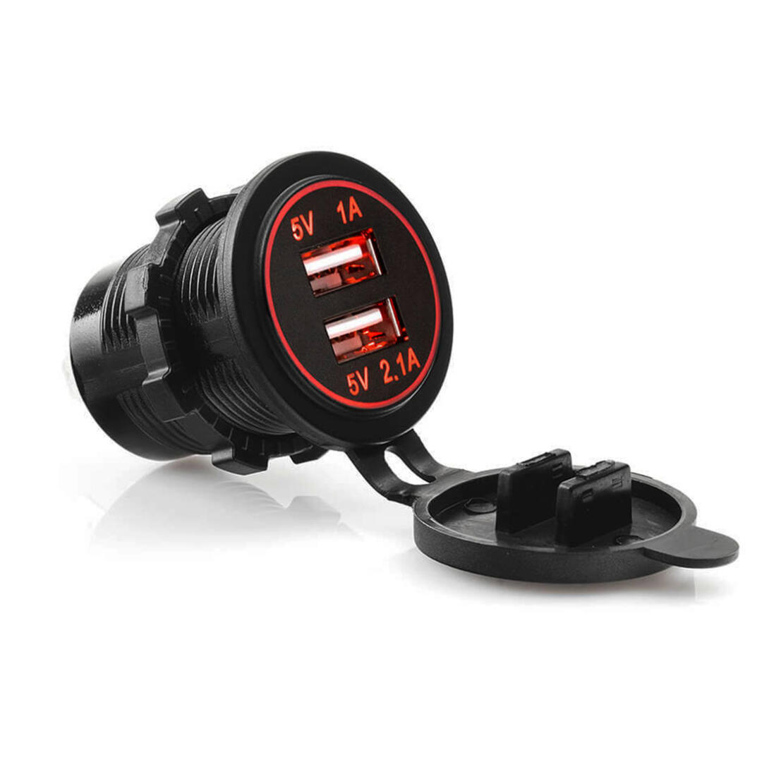 KNMASTER Knmaster Evrensel Marin Tipi Kırmızı Ledli Çift Usb ve Tek Hızlı Şarjlı Soket