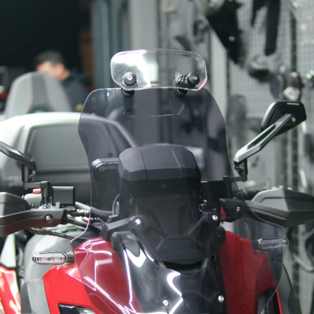 Knmaster WD300T – Ayarlanabilir Motosiklet Ön Cam Uzatma / Rüzgar Deflektör Aparatı