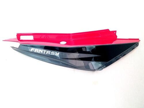 MOTO GUSTO Rmg Moto Gusto Fantasy 125 Sele Yan Arka Kapak sağ F12-9 Kırmızı